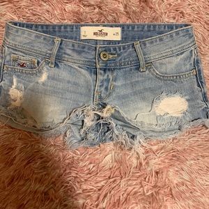 Hollister low rise jeans Shorts Size 1